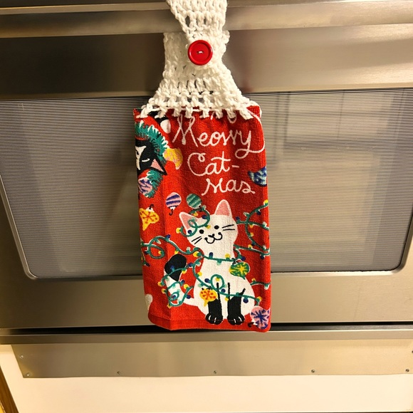 Hand Crafted Crochet Top Hanging Kitchen or Bathroom Hand Towel Christmas Cats - Picture 5 of 7